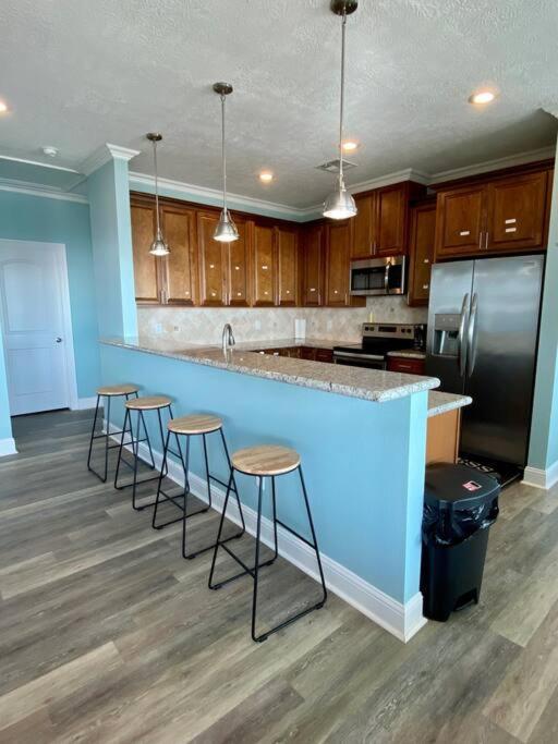 Oceanfront Home Near Hollybeach Cameron Экстерьер фото