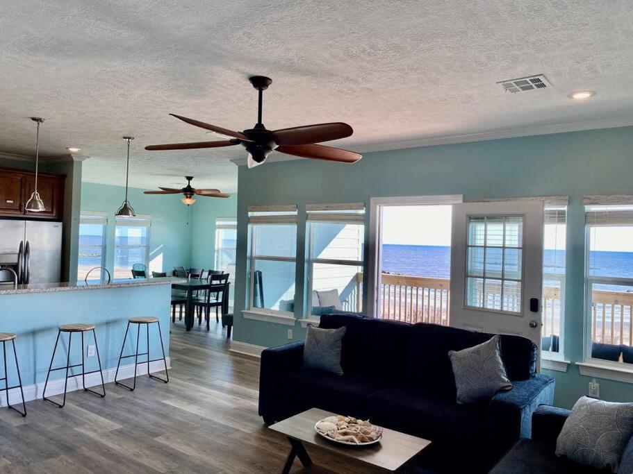 Oceanfront Home Near Hollybeach Cameron Экстерьер фото